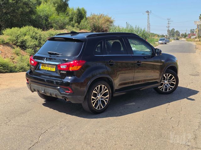 מיצובישי ASX