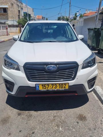 סובארו פורסטר