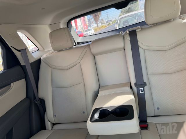קאדילק XT5