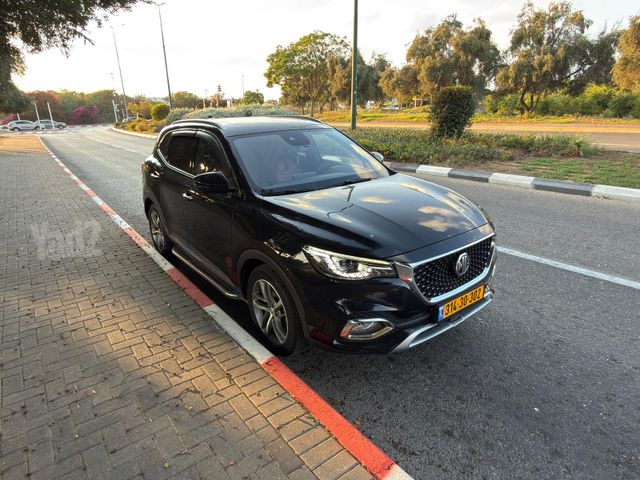 אם ג'י EHS PHEV