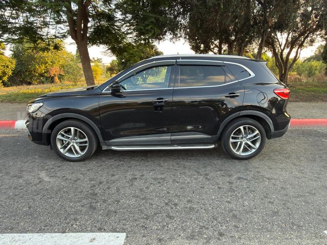 אם ג'י EHS PHEV