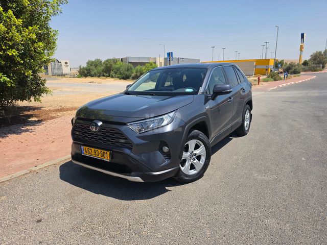 מודעת רכב טויוטה RAV4