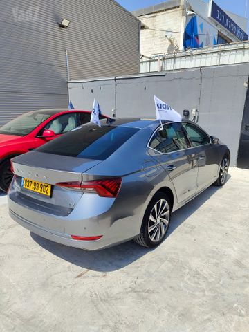 סקודה אוקטביה