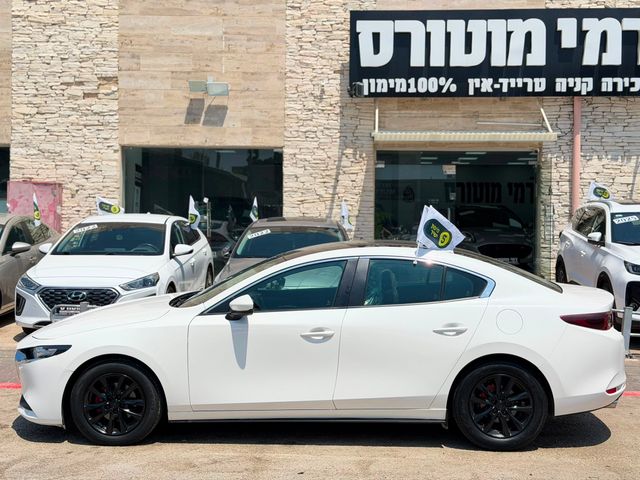 מאזדה 3