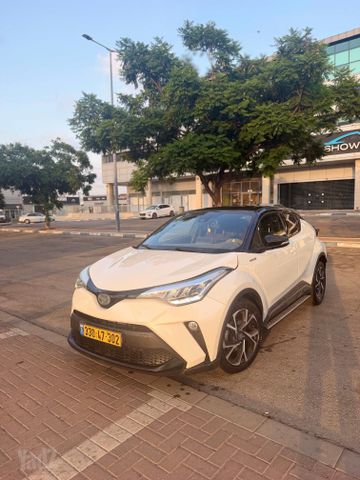 טויוטה C-HR