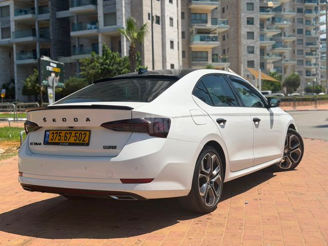 סקודה אוקטביה
