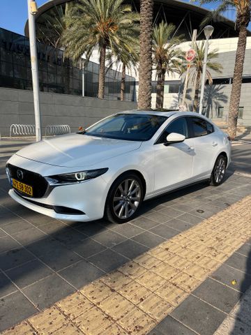 מודעת רכב מאזדה 3