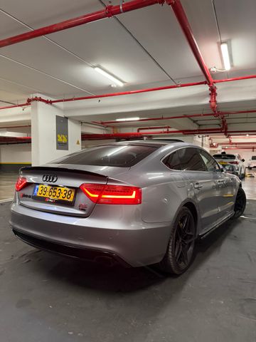 אאודי A5
