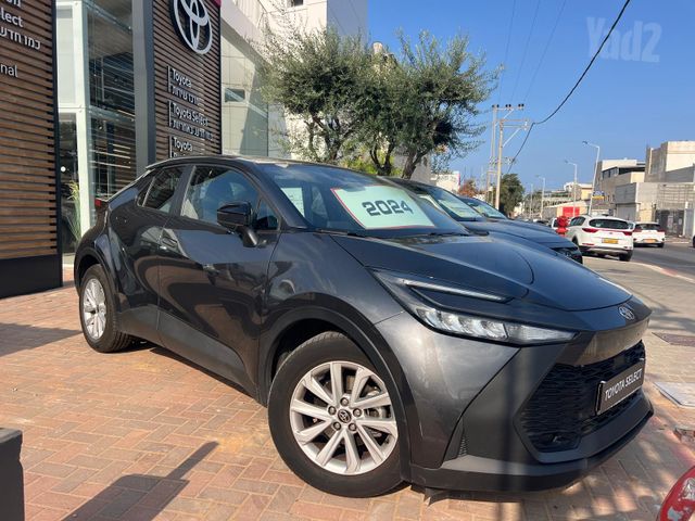 טויוטה C-HR