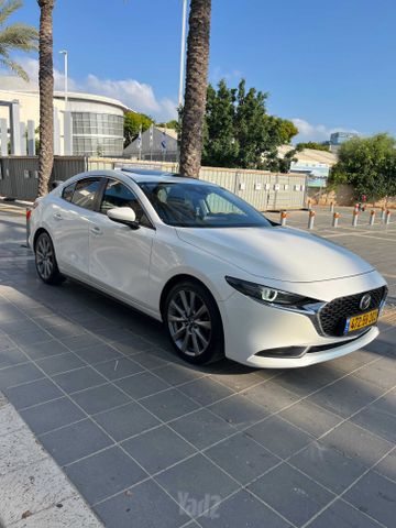 מאזדה 3