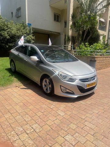 יונדאי i40