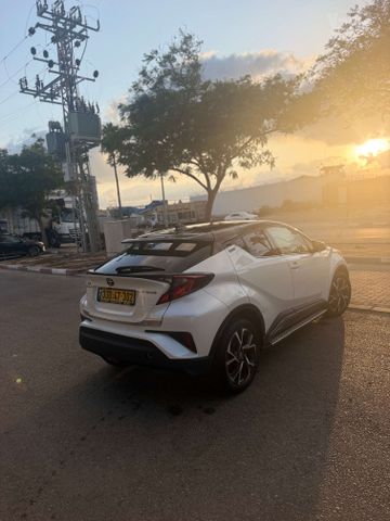 טויוטה C-HR