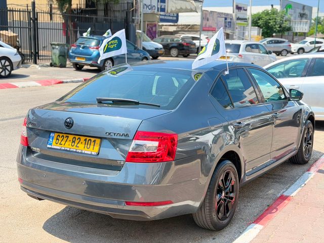 מודעת רכב סקודה אוקטביה 1