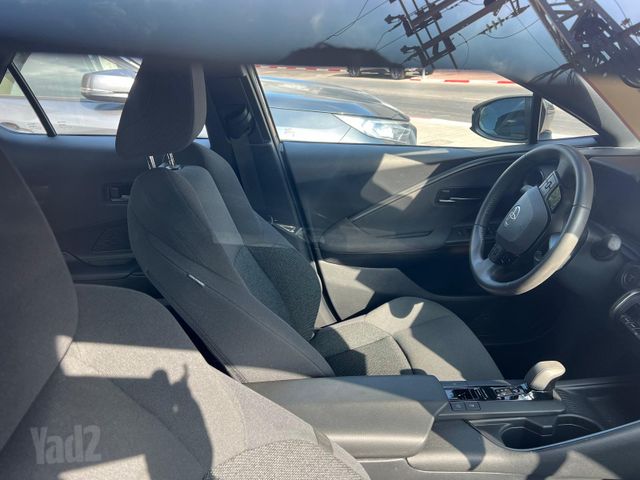 טויוטה C-HR