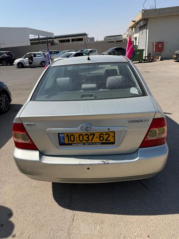 טויוטה קורולה