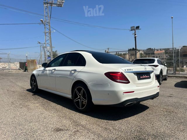מרצדס-בנץ E-class