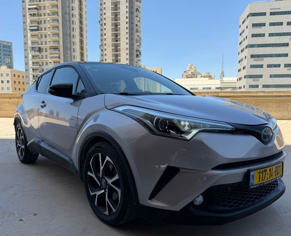 טויוטה C-HR