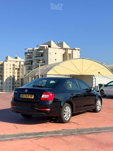 סקודה אוקטביה