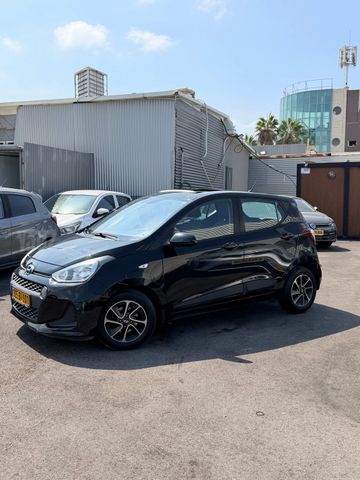 יונדאי i10