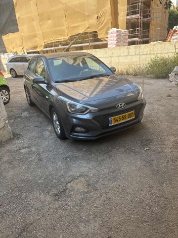 יונדאי i20