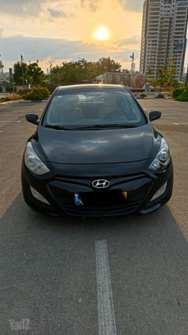 יונדאי i30