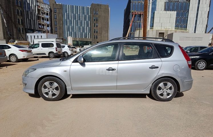 יונדאי i30
