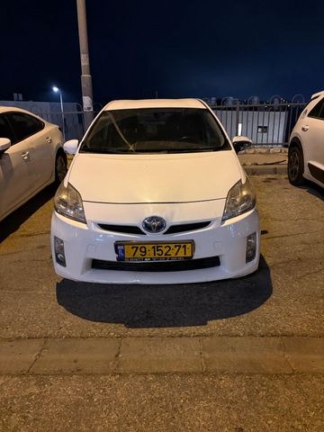 מודעת רכב טויוטה פריוס