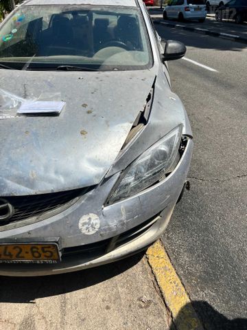 מודעת רכב מאזדה 6