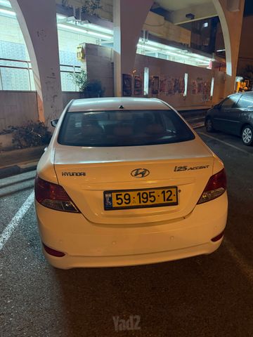 יונדאי אקסנט i25