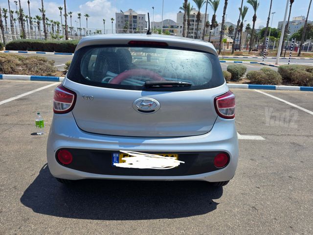 יונדאי i10