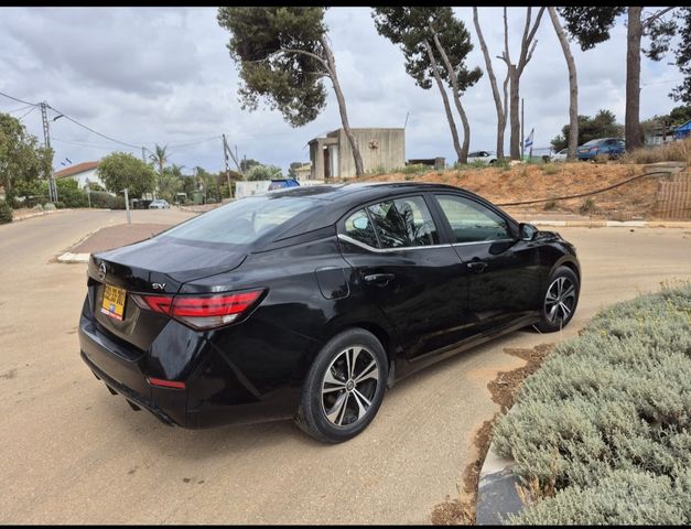 ניסאן סנטרה