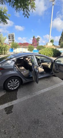 יונדאי I35