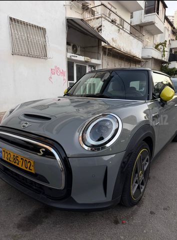 מיני קופר SE (חשמלית)