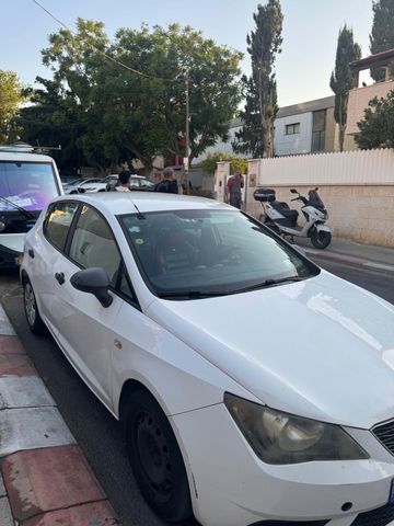 סיאט איביזה
