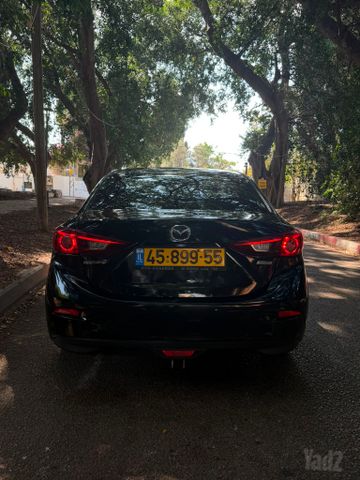 מאזדה 3