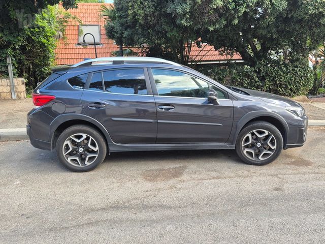 סובארו XV