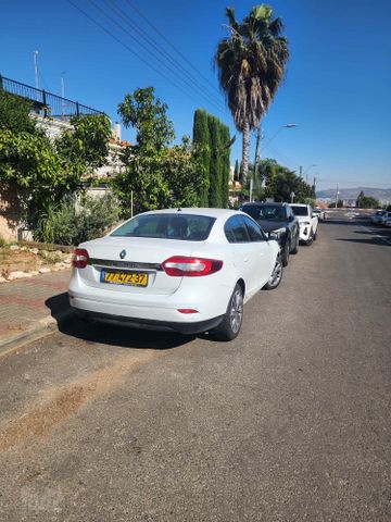רנו פלואנס