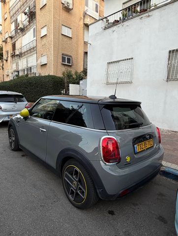 מיני קופר SE (חשמלית)