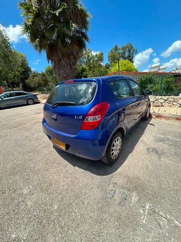יונדאי i20