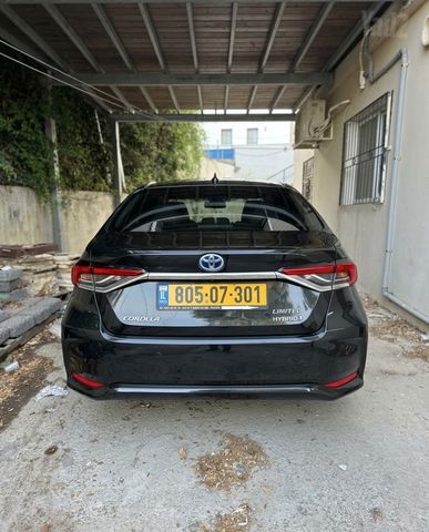 טויוטה קורולה