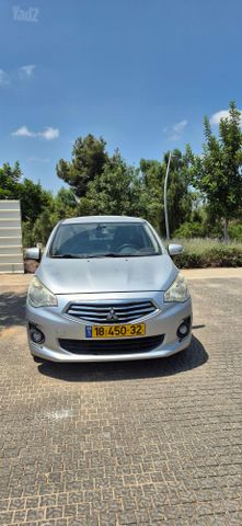 מיצובישי אטראז'