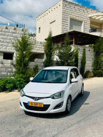 מודעת רכב יונדאי i20
