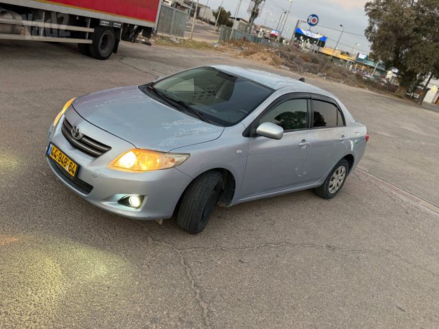 טויוטה קורולה