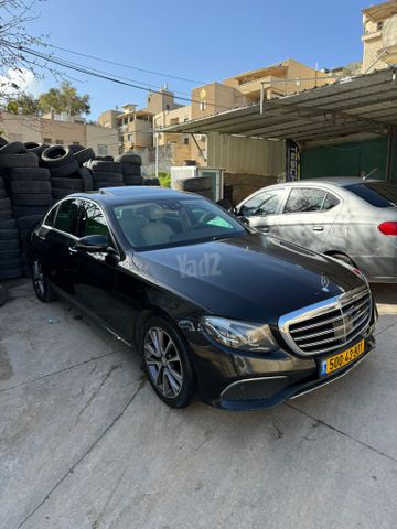 מודעת רכב מרצדס-בנץ E-class