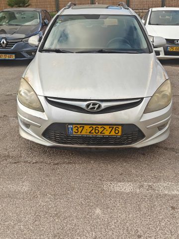 יונדאי i30