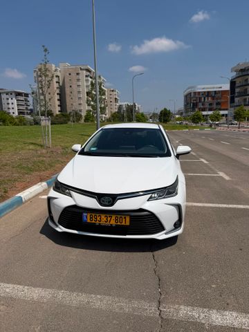 טויוטה קורולה