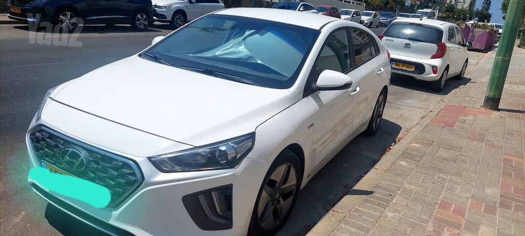 יונדאי איוניק