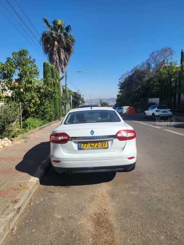 רנו פלואנס