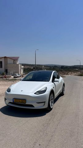 טסלה מודל Y