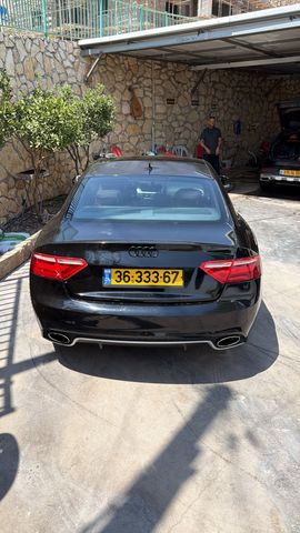אאודי A5